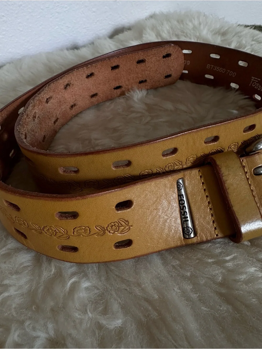 Vintage Women’s Fossil Genuine Leather Floral Belt Y2K Western - Small